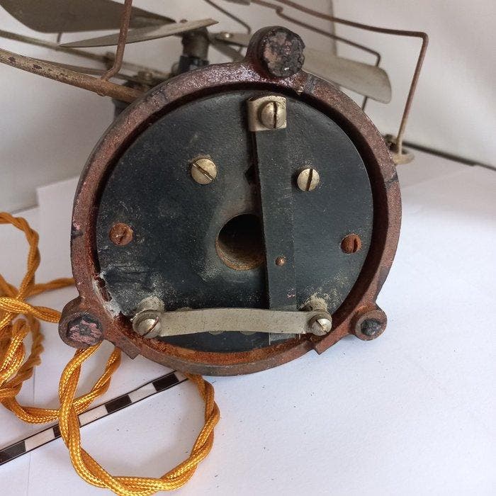 Elektrische ventilator - Aluminium, Staal - Oscillerende, Antiquités & Art, Antiquités | Assiettes décoratives & Carrelages