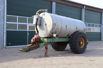 Veiling: Mesttank Ipsam 1986, Ophalen, Nieuw