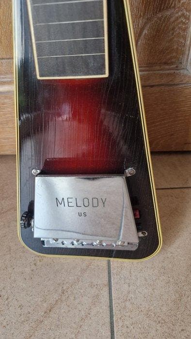 Melody - - Muziekinstrumenten - Duitsland - 1960 (Zonder, Muziek en Instrumenten, Snaarinstrumenten | Gitaren | Akoestisch