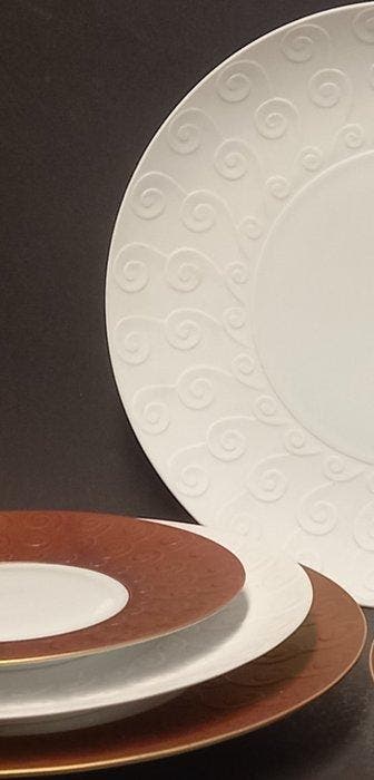 Jaune de Chrome -Jean Louis Coquet - Tafelservies (25) -, Antiquités & Art, Antiquités | Meubles | Tables