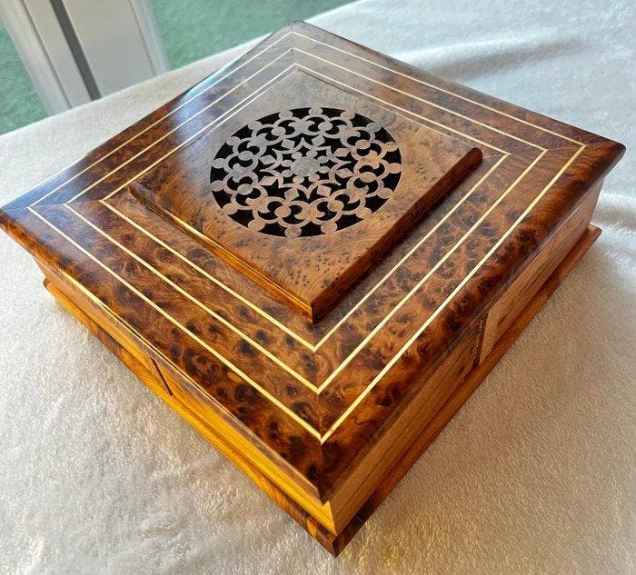 Sieradendoos - Thuya, Antiquités & Art, Curiosités & Brocante