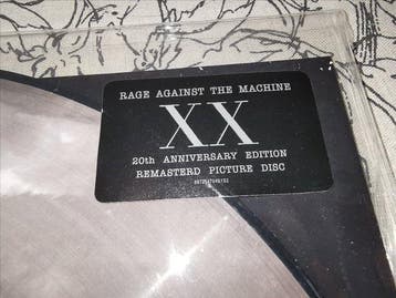 Rage Against The Machine - Rage Against The Machine XX -, CD & DVD