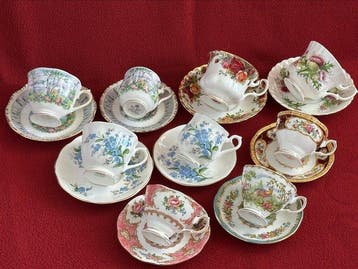 Royal Albert - Service de dîner (9) -  Highland Thistle