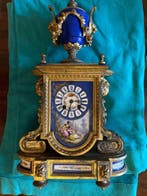 Pendule de cheminée - Antique - Bronze doré - 1850-1900