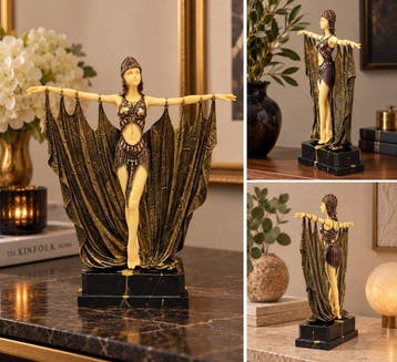 Beeld, Art Deco stijl danseres met uitwaaierende cape – naar