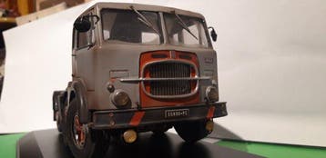 1:24 - Camion miniature - FIAT CAMION 3 Assi - artisanat