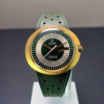 Omega - * Geneve Dynamic Emerald Sunburst Dial Cal.752* -