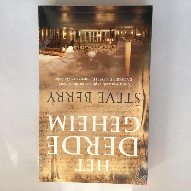 Het derde geheim 9789026129094 Steve Berry, Boeken, Wetenschap, Zo goed als nieuw, Verzenden