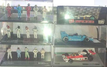 Villamodel 1:43 - Model raceauto (18) - Lot 3 x Coffrè da 5, Hobby en Vrije tijd, Nieuw