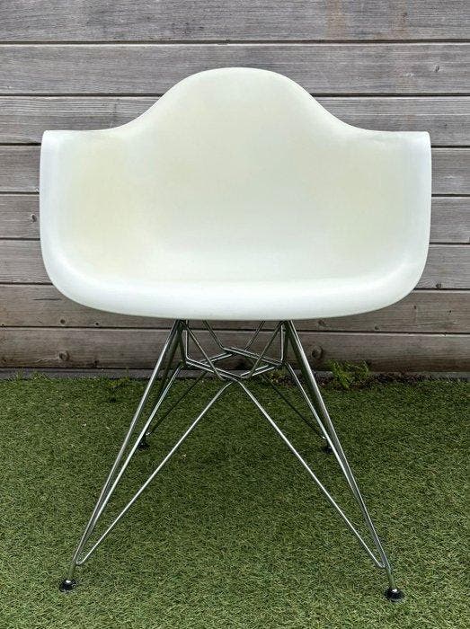 Vitra - Charles & Ray Eames - Fauteuil - DAR - Polypropyleen, Antiquités & Art, Antiquités | Meubles | Chaises & Canapés