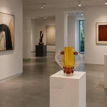 P.Havelka - Sculpture, Pavel Havelka – Kelkvaas – Boheems, Antiek en Kunst