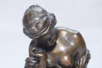 sculptuur, Zittende vrouw. - 13 cm - Brons, Antiek en Kunst