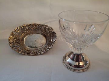 Mand (2) - Zilveren mand 800/1000 gekeurd. Periode 1930.