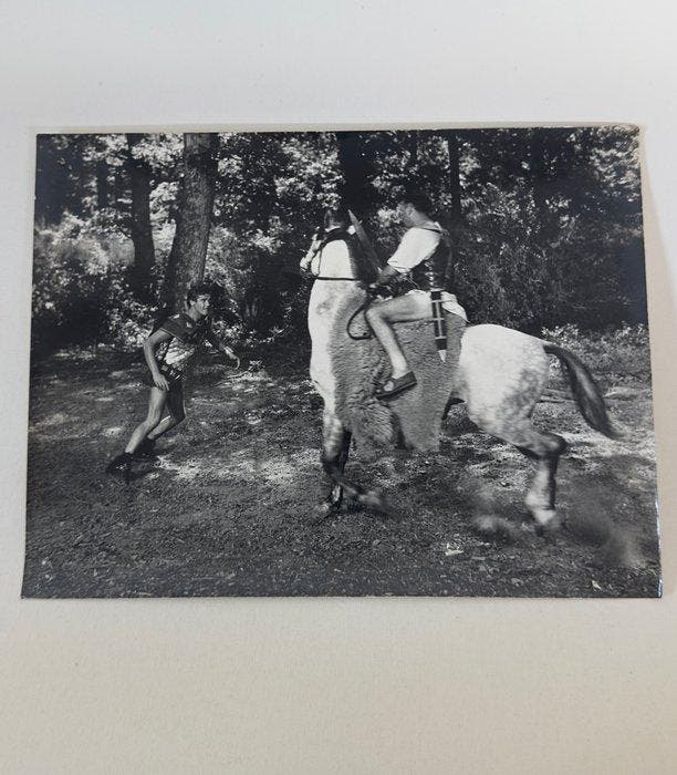 Unknown photographer - 3 Vintage Film Stills ROMULUS AND THE, Verzamelen, Film en Tv