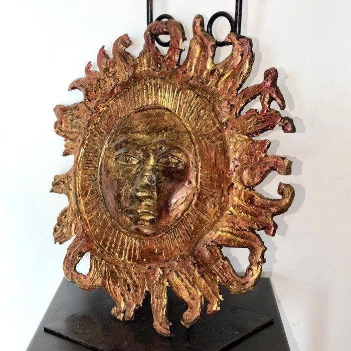 Abdoulaye Derme - sculptuur, Soleil anthropomorphe doré –, Antiquités & Art, Curiosités & Brocante