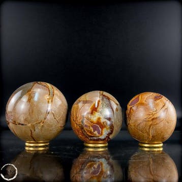 Simbirzit-bolset – Drie fascinerende bollen van natuurlijk