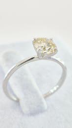 Ring - 14 karaat Witgoud - 0.94ct. tw. Bruin Diamant, Nieuw