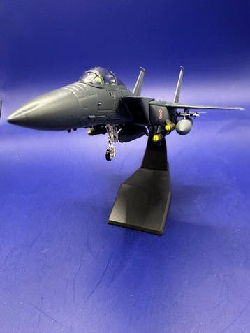 1:100 - Modelvliegtuig - McDonall Douglas F15 E - Strike, Nieuw
