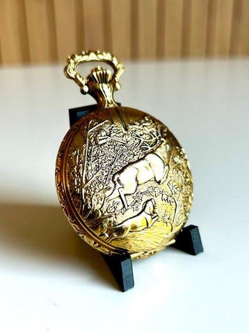 Splendor Swiss 17 Jewels Hunter Pocket Watch – ca. 1960s - -
