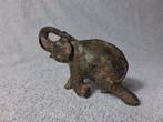 Pierre Chenet (XX-XXI) - Sculpture, LElephant a la trompe, Antiek en Kunst