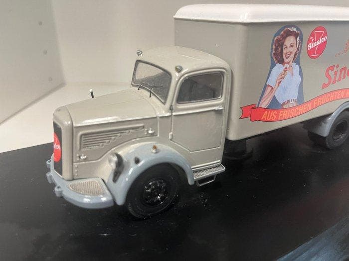 Premium Classixxs 1:43 - Camion miniature - Mercedes-Benz, Hobby & Loisirs créatifs, Voitures miniatures | 1:5 à 1:12