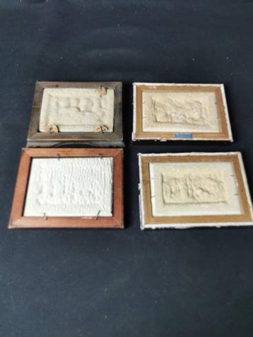 Sculpture sur bloc/relief, Quattro dipinti in rilievo in