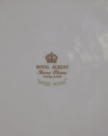 Royal Albert, decor «Moss Rose», serie «Montrose» - Koffie-