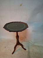 Plantentafel - Hout, Leder - Lederplanten tafeltje, Antiek en Kunst, Curiosa en Brocante