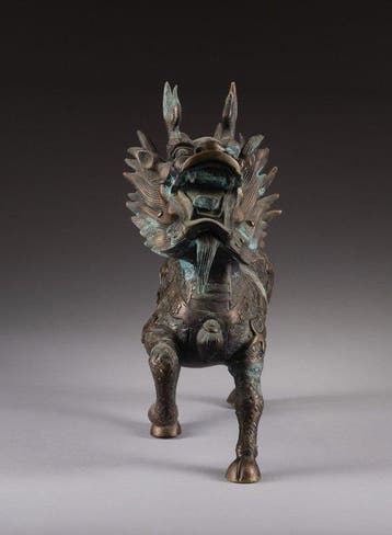 Beeld van een Qilin - Brons - China - De tweede helft van de, Antiquités & Art