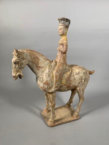 Oud-Chinees Terracotta ruiter uit de Tang-dynastie (618–907