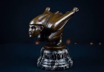 Beeld, “Raging Jester” 21 cm - 16.5 cm - Brons, Marmer