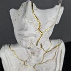 Santicri - Tired face (white and gold marble )