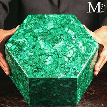 Très grande boîte à bijoux en malachite - Minéral de premier
