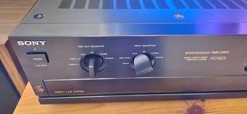 Sony - TA F570 is Solid state geïntegreerde versterker