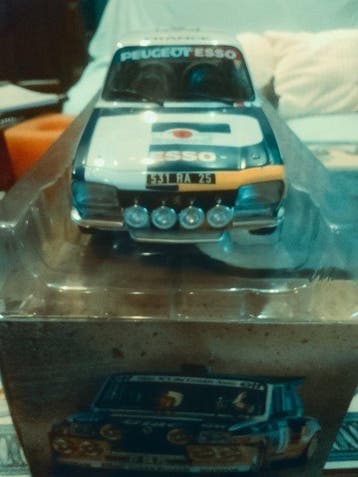 DeAgostini 1:18 - Modelauto - Peugeot 504, Rally du Maroc