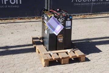 Veiling: Set stapelaars accus 3stuks, Zakelijke goederen, Machines en Bouw | Overig, Ophalen
