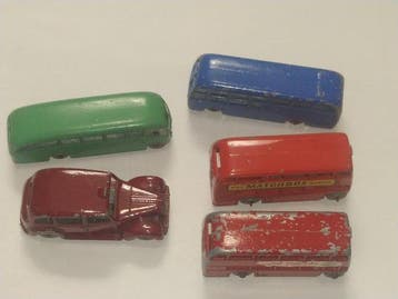 A Moko Lesney Product Matchbox 1-75 Regular Wheels Series