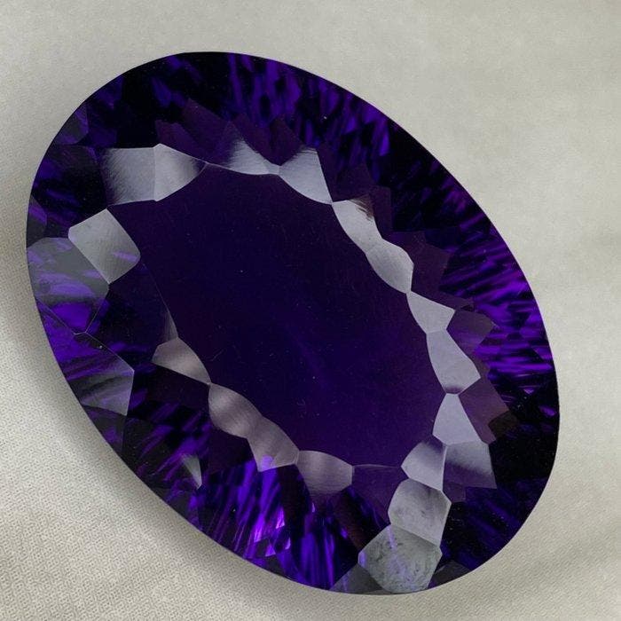 Sans prix de réserve Violet Améthyste - 53.46 ct -, Handtassen en Accessoires, Edelstenen