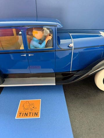 Tintin Tintin-auto, de Chrysler Lotus blauw, 1/12e schaal