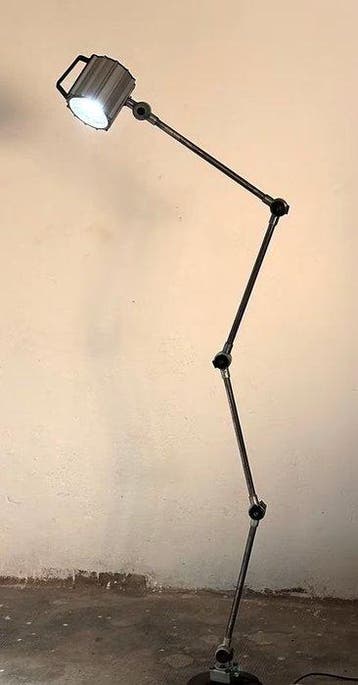 Lamp - Staal - Vloerlamp uit de jaren zeventig.