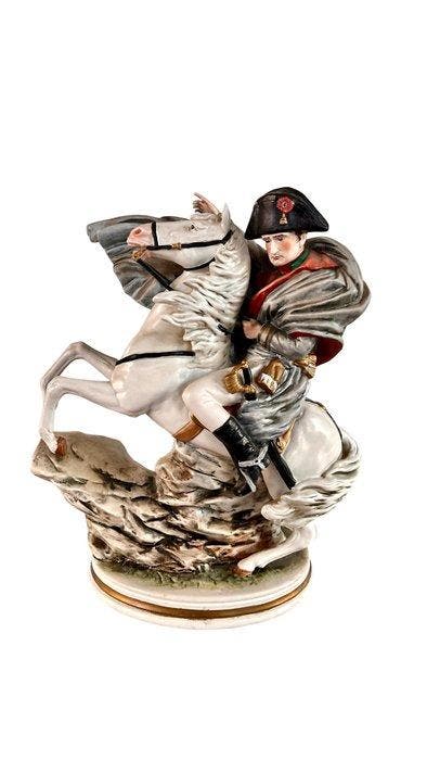 Muller Volkstedt - sculptuur, Napoléon, au pont d’Arcole -, Antiek en Kunst, Antiek | Glaswerk en Kristal