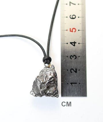 Hanger met meteoriet Campo del Cielo Grof octahedriet