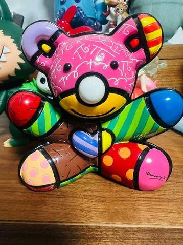 Romero Britto (1963) - Romero Britto Hope Bear
