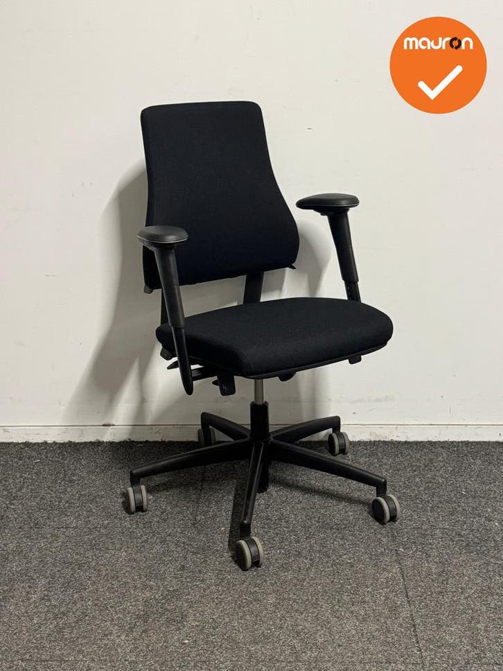 BMA Axia 2.2 - 8N 3D armpads - hoge rug - Nieuwe Zwarte stof, Articles professionnels, Aménagement de Bureau & Magasin | Mobilier de bureau & Aménagement