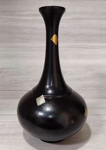 Vase vintage japonais en cuivre pur au cou de grue par Hun,
