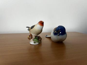 Herend, Royal Copenhagen - Figure - Two Hand-Painted Birds –