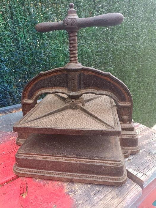 Outil de travail Arts & Métiers - Presse à relier, Antiquités & Art, Curiosités & Brocante