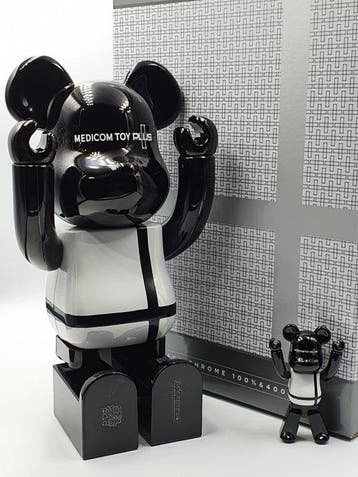 Medicom Toy plus - Be@rbrick 400% + 100% -Medicom Toy Plus