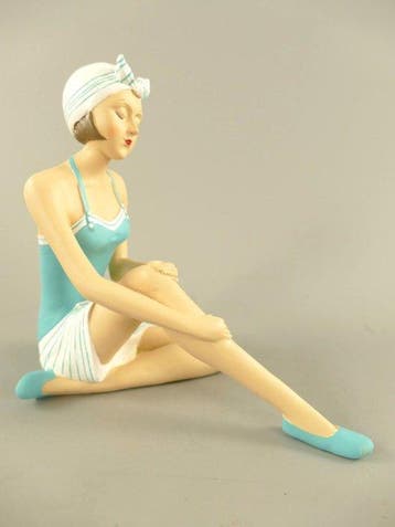 Francois Arvi-hand signed - Beeldje, Bathing Lady with ball