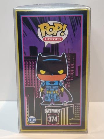 Funko - Funko Pop #374 Batman (Blacklight) (Imperial Palace)